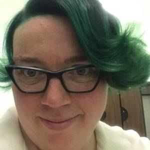 Meet your Posher, Monique